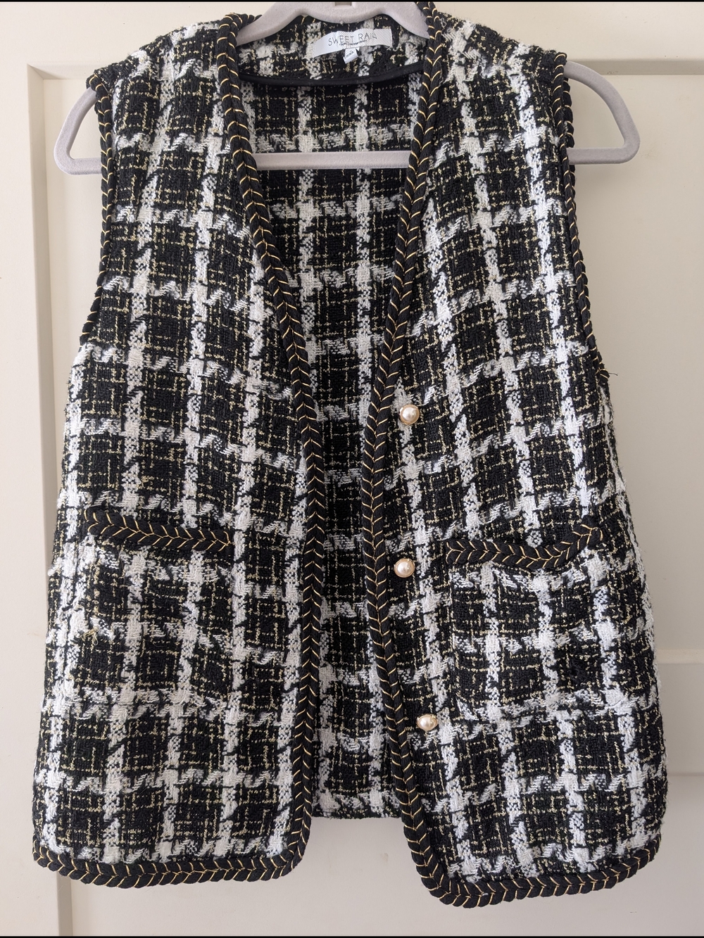 Sweet Rain Black & White Tweed Sleeveless Vest with Pearl Buttons